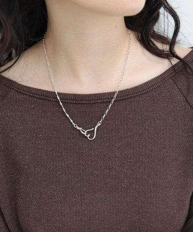 ハートフックネックレス