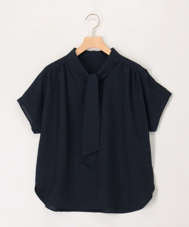 ボウタイブラウス