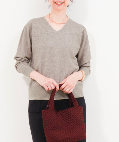 スーパーストレッチVネックプルオーバーニット　ムジ