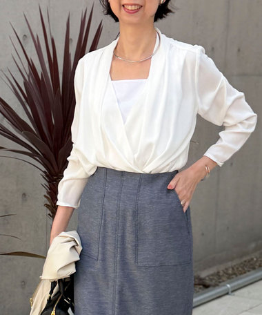 ドレープ&タックブラウス