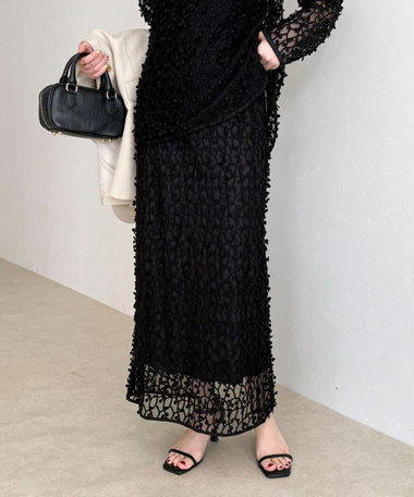《セットアップ対応》フォーカスドット刺繍スカート