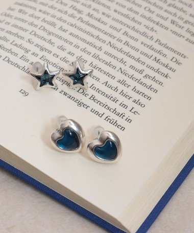 アンティーク調ハートピアス