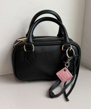 フレディエミュー❋新品オープンショルダー 2025SS新作のご紹介 LIBERTY ZIPPY TOTE(M) 〈FLOWER〉 100