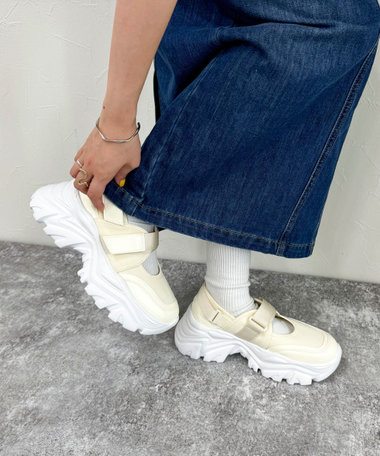 スニーカーソールメリージェーン