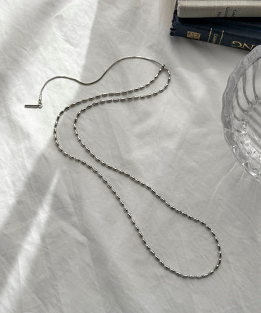 アジャスト前後着用ネックレス