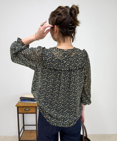 ピンタックギャザーブラウス