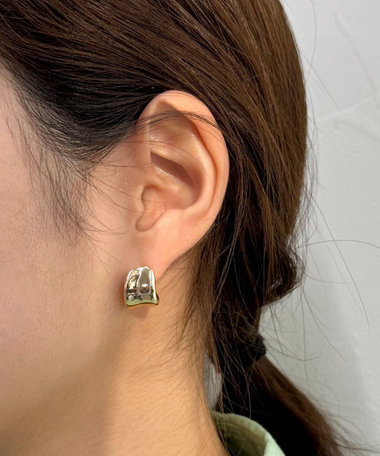 メタルカーブピアス