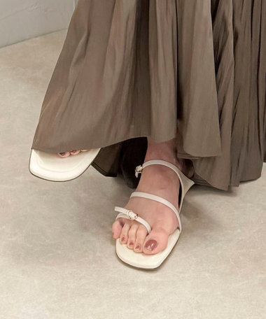 【HENRI EN VARGO/ヘンリーエンヴァーゴ】Margaretベルトストラップサンダル