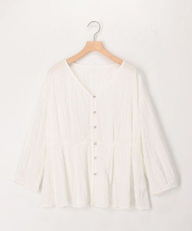 ブイネックタックブラウス