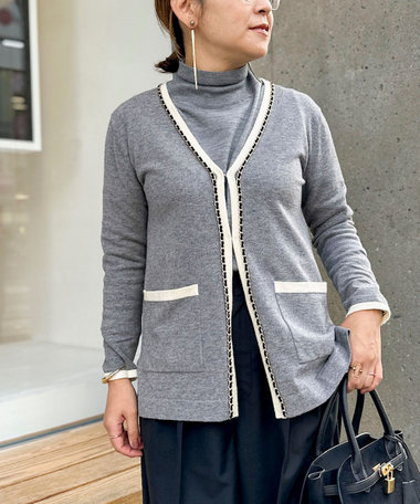 チェーンブレード長めVネックカーディガン
