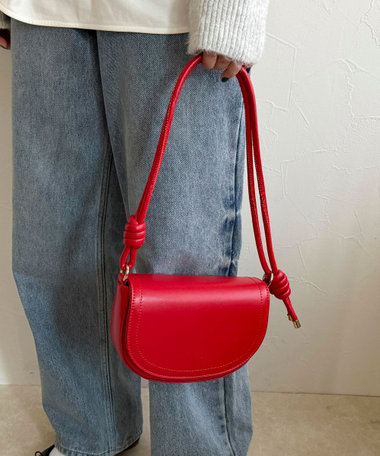 ［WEB限定 SPECIAL SALE！］フラップラウンドポシェット