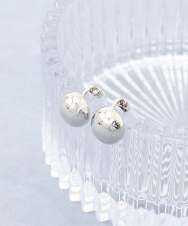 【grace grace/グラスグラス】ラウンドドームイヤリング