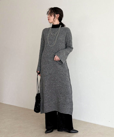 モヘヤ混透かし柄ベルスリーブワンピース