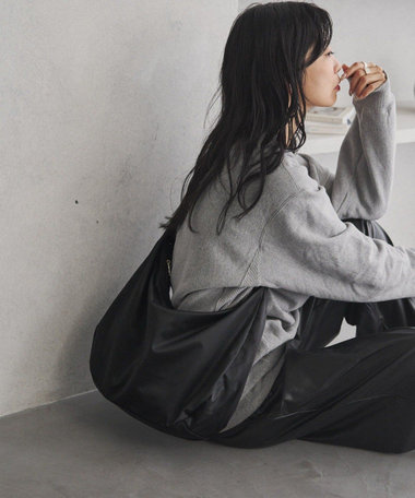 【名品】ラウンドビッグショルダーバッグ/CE-1292