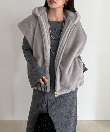 ［WEB限定 SPECIAL PRICE！］フェイクファーフードベスト