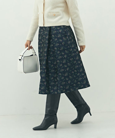 ウォッシャブル花柄ジャガードタックスカート