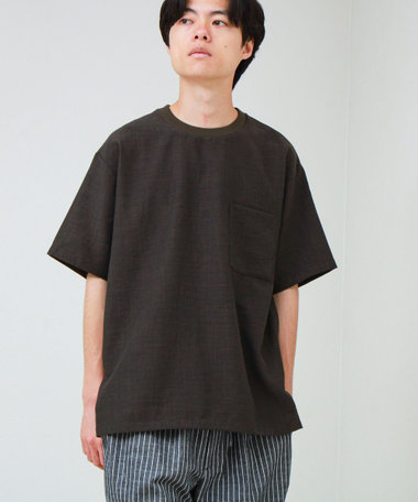 【布帛ライクできれい見え】麻混サイドジップTシャツ