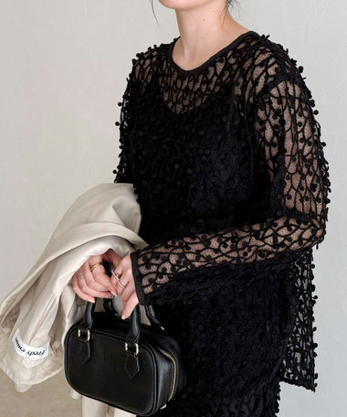 《セットアップ対応》フォーカスドット刺繍プルオーバー