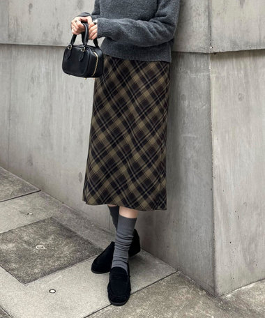 チェックミディスカート