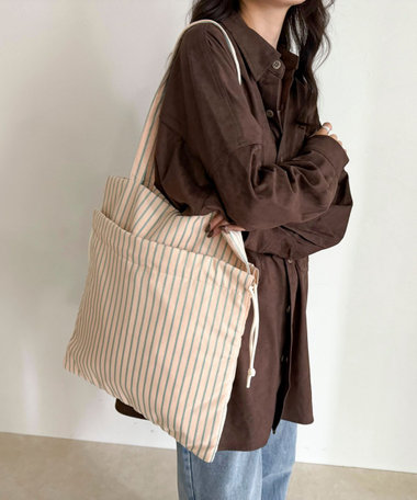 サッカーアウトポケットトートバッグ