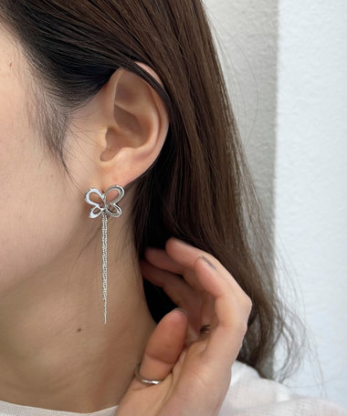 バタフライチェーンピアス
