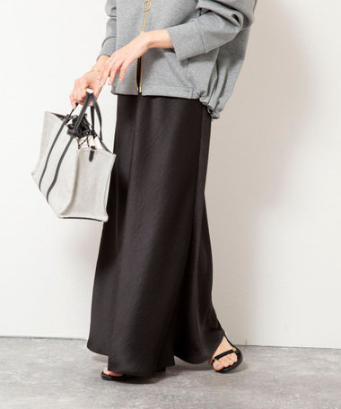 ウォッシャブルサテンナロースカート