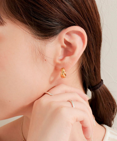 ステンレスウェーブワンタッチプチピアス