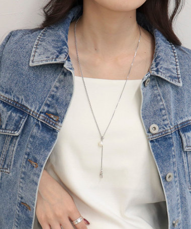 パールチャームY字ネックレス