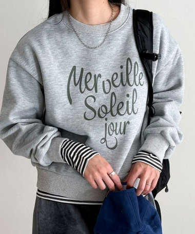 ハートグラフィックロゴスウェットプルオーバー