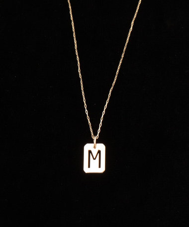 【grace grace/グラスグラス】10KイニシャルプレートNL-M