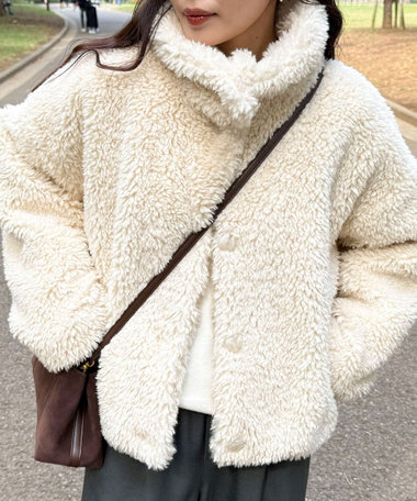 フェイクファーコート