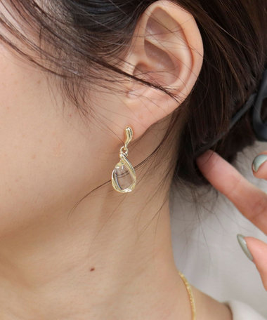 クリアドロップスイングピアス