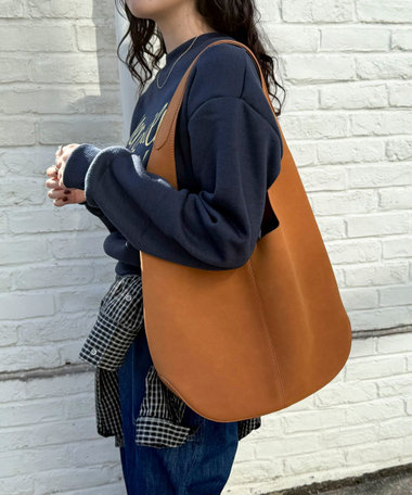 ポーチ付きラウンドワンショルバッグ