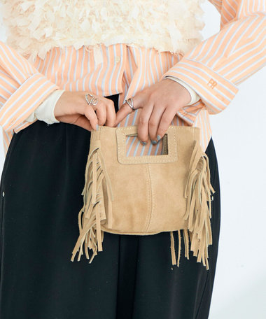 【AULENTTI/オーレンティ】サイドフリンジミニバッグ