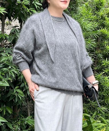 カシミヤファー加工クルーネックプルオーバー ミニストール付き