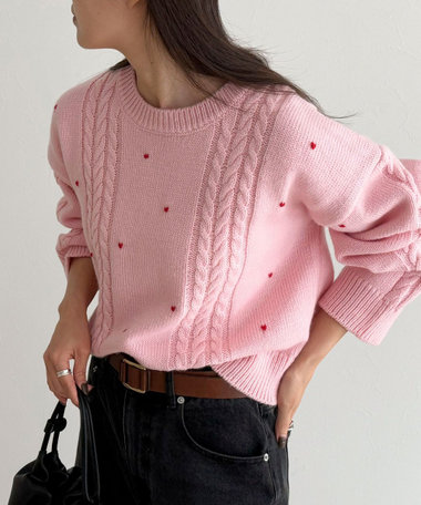 ハート刺繍柄編みニットプルオーバー