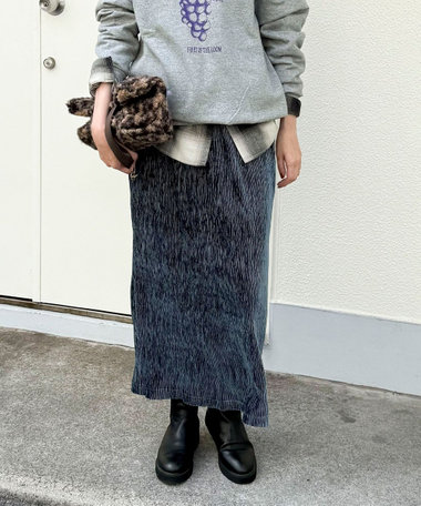 プリーツベロアタイトスカート