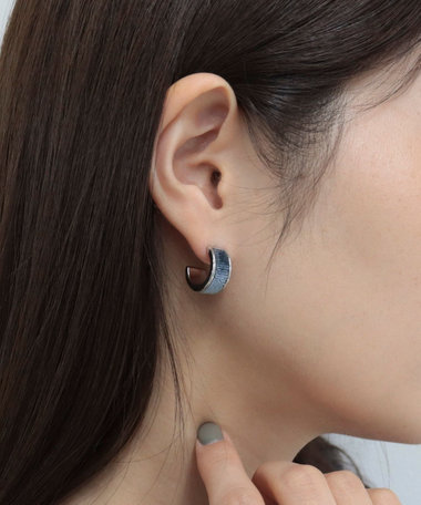 ベロアリングピアス