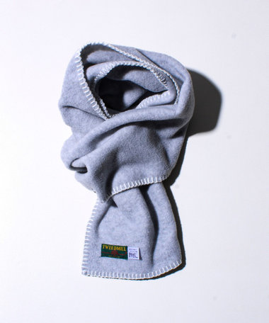 ［WEB限定 SPECIAL PRICE！］【GLOSTER別注】【TWEEDMILL】ブランケットステッチフリーススカーフ