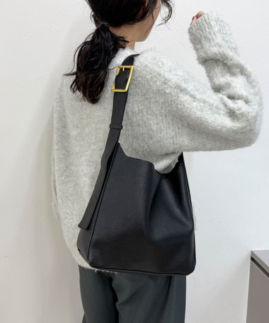 バックルディテールワンショルダーバッグ