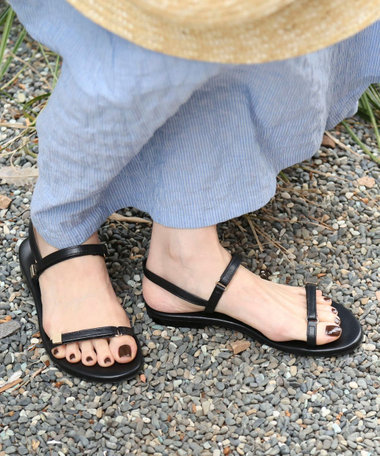 【VINILO/ ヴィニーロ】ストラップサンダル