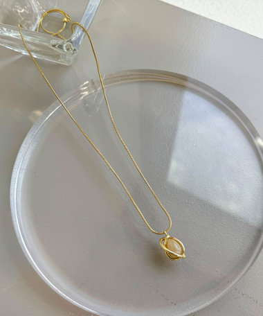 しずくフェイクストーンペンダント