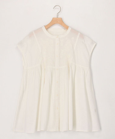 キャンブリック立体刺繍ピンタックブラウス