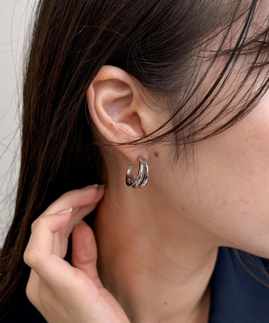 ダブルリングピアス