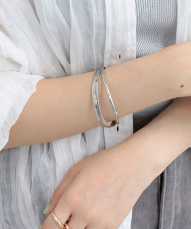 ダブルラインバングル