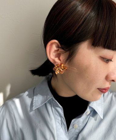 メタル花イヤリング