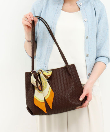 編み柄型押しトートバッグ