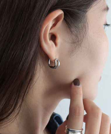 ループチビワンタッチピアス