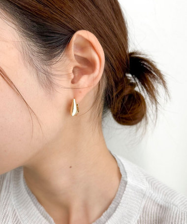 ぷっくりスクエアワンタッチピアス