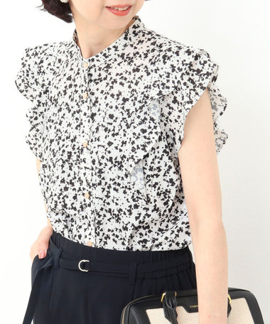 肩フリルブラウス